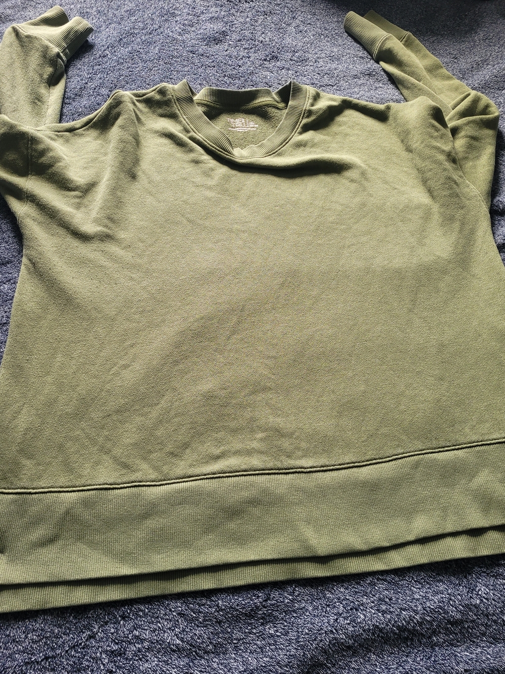 Time and Tru Women’s XL Olive Green Crewneck Sweatshirt Pullover